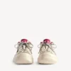 Sneaker da uomo “Hamptons” modello medio con effetto consumato, colore bianco sporco/rosso