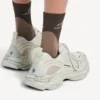 Sneaker da uomo Triple S.2 in color guscio d’uovo Sneaker da uomo Triple S.2 in color guscio d’uovo