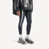 Sneakers da donna da Track con logo a stencil in nero/bianco Sneakers da donna da Track con logo a stencil in nero/bianco