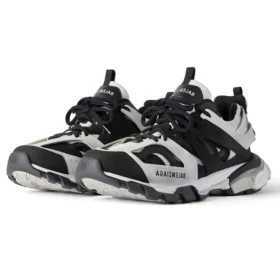 Sneakers Track 1.0 “Grigio, nero e bianco, in tessuto simile a mesh e pelle scamosciata” 542023W3SU59791