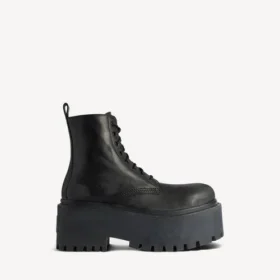 Stivaletti con plateau Strike da donna in nero