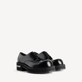 Stringate Venom da uomo in nero