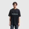 T-shirt con logo sfocato “Black Blue” 661705TKVD51070