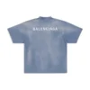 T-shirt con scollo a V, vestibilità media “Blue White” 764235TPVK14313