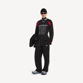 T-shirt da uomo a maniche lunghe oversize Balenciaga | Collaborazione NBA, colore nero/multicolore T-shirt da uomo a maniche lunghe oversize Balenciaga | Collaborazione NBA, colore nero/multicolore