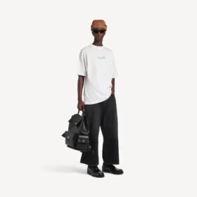 T-shirt da uomo bianca con stampa stilizzata e vestibilità media