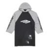 T-shirt raglan con cappuccio e stampa stencil 3B Oversized “Black” 790403TQVT51083