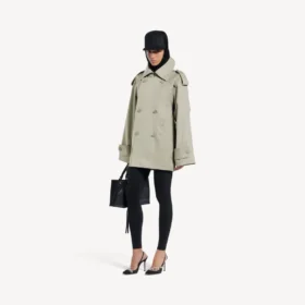 Trench da donna doppiopetto in beige chiaro