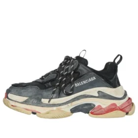 Triple S “Black” 524037W3CS11061