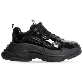 Triple S “Black Patent” 734954W2PAA1000