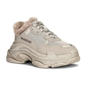 Triple S “Pelliccia sintetica – Beige” 668562W3CQ59710