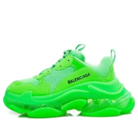 Triple S Sneaker “Verde” 544351W2GR13801